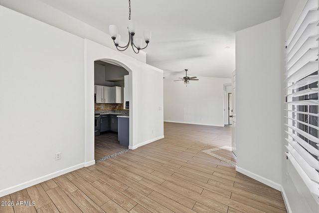 6432 W Crown King Road, Phoenix, AZ 85043