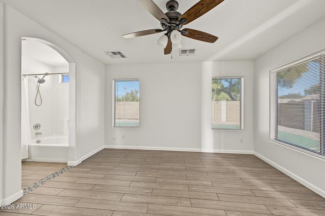 6432 W Crown King Road, Phoenix, AZ 85043