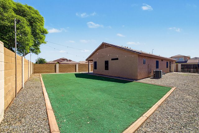 6432 W Crown King Road, Phoenix, AZ 85043