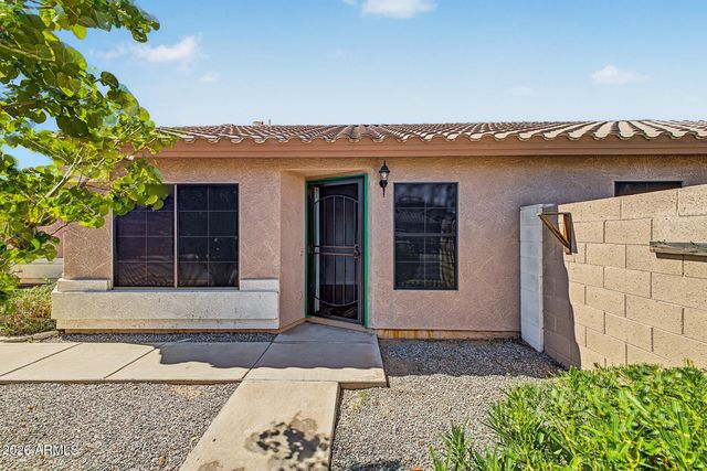 6432 W Crown King Road, Phoenix, AZ 85043