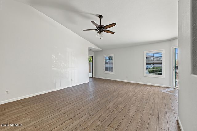 6432 W Crown King Road, Phoenix, AZ 85043