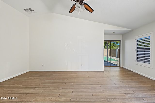 6432 W Crown King Road, Phoenix, AZ 85043