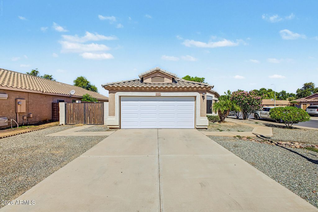 6432 W Crown King Road, Phoenix, AZ 85043