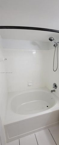 2921 NE 185th Street 1202, Aventura, FL 33180