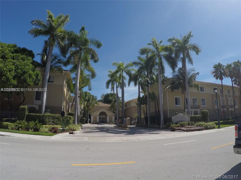 2921 NE 185th Street 1202, Aventura, FL 33180