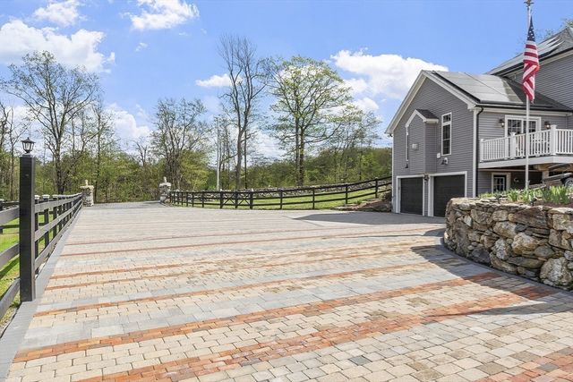 40 Princeton Road, Rutland, MA 01543