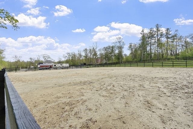 40 Princeton Road, Rutland, MA 01543