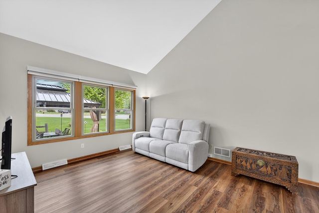 1631 Rolling Green DRIVE, Mount Pleasant, WI 53406