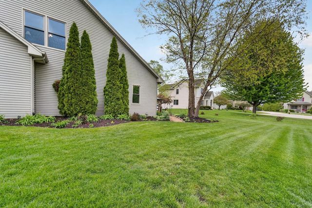 1631 Rolling Green DRIVE, Mount Pleasant, WI 53406