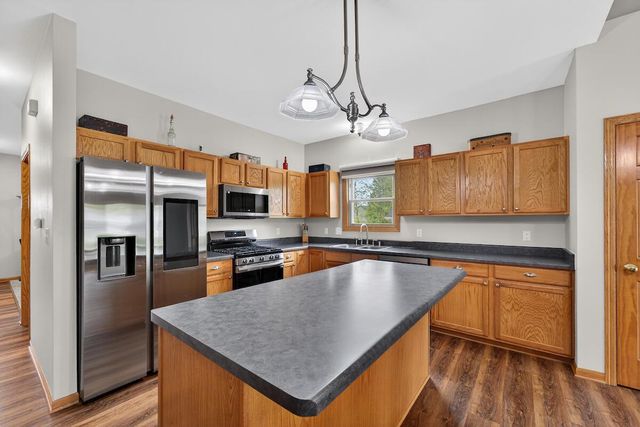 1631 Rolling Green DRIVE, Mount Pleasant, WI 53406