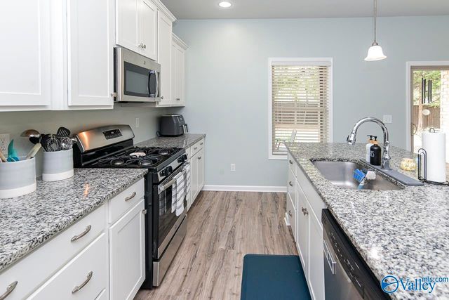 7502 SE Colibri Circle, Owens Cross Roads, AL 35763