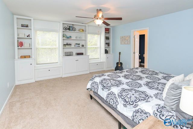 7502 SE Colibri Circle, Owens Cross Roads, AL 35763