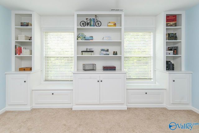 7502 SE Colibri Circle, Owens Cross Roads, AL 35763