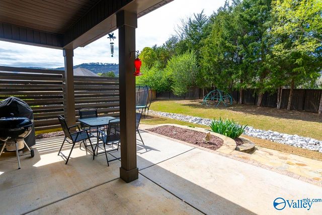 7502 SE Colibri Circle, Owens Cross Roads, AL 35763