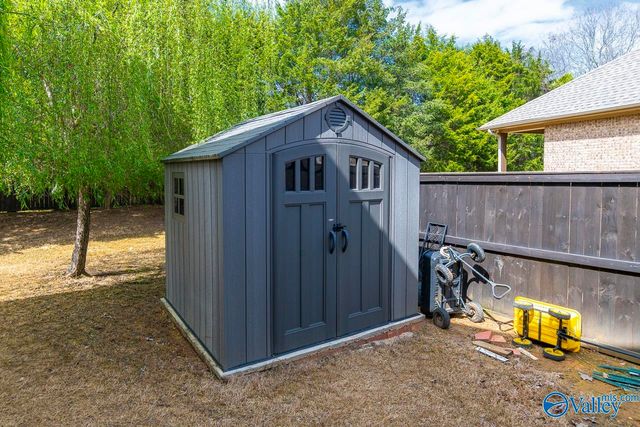 7502 SE Colibri Circle, Owens Cross Roads, AL 35763