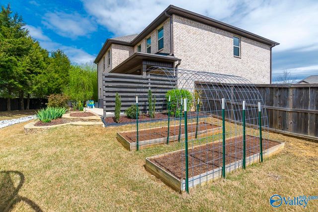 7502 SE Colibri Circle, Owens Cross Roads, AL 35763