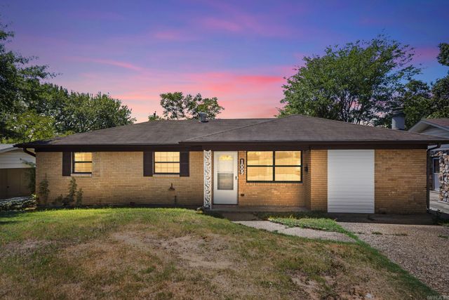 1009 W 52Nd Street, North Little Rock, AR 72118