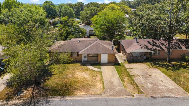 1009 W 52Nd Street, North Little Rock, AR 72118