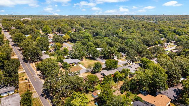 1009 W 52Nd Street, North Little Rock, AR 72118