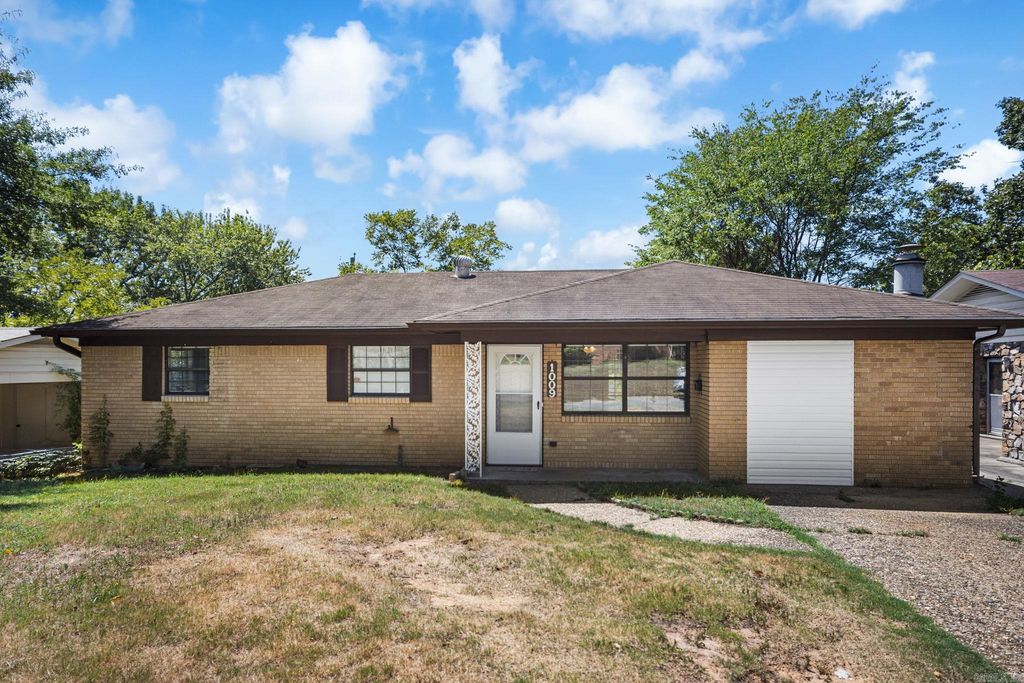1009 W 52Nd Street, North Little Rock, AR 72118