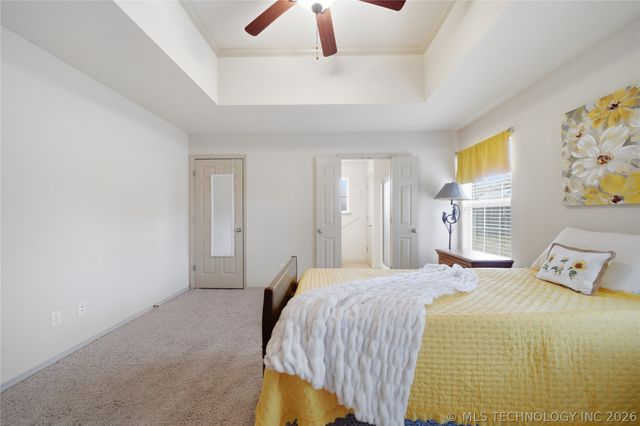 14049 S 300th East Avenue, Coweta, OK 74429