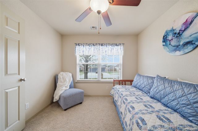 14049 S 300th East Avenue, Coweta, OK 74429