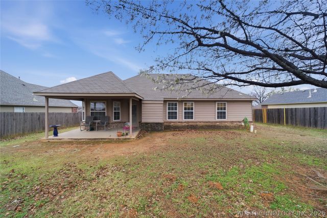 14049 S 300th East Avenue, Coweta, OK 74429