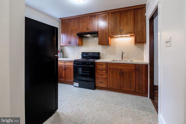 1604 HAMILTON AVE, Hamilton, NJ 08629