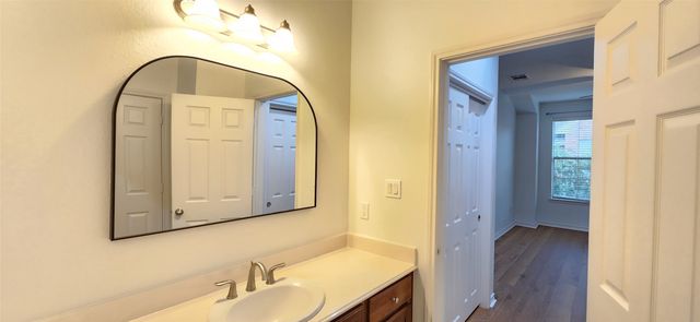 1211 Lake Pointe Way, Richardson, TX 75080