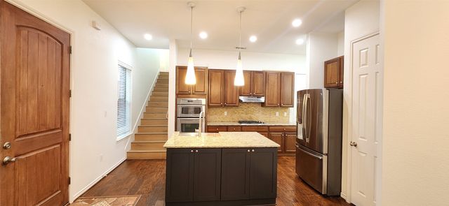 1211 Lake Pointe Way, Richardson, TX 75080