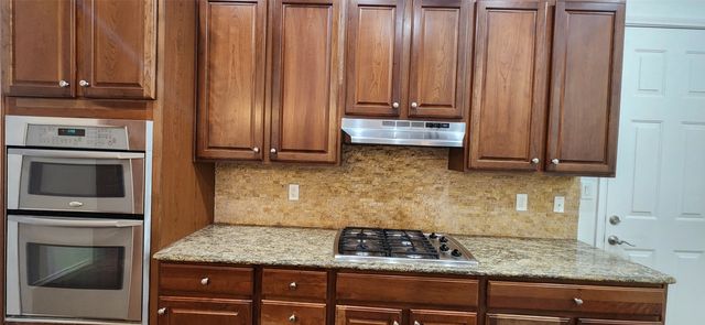 1211 Lake Pointe Way, Richardson, TX 75080