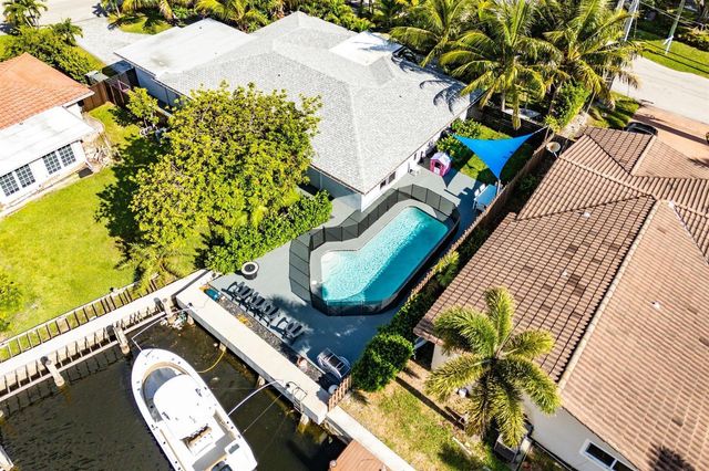 2200 SE 9TH Street, Pompano Beach, FL 33062