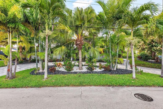 2200 SE 9TH Street, Pompano Beach, FL 33062