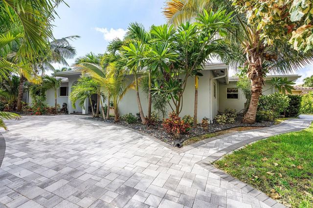 2200 SE 9TH Street, Pompano Beach, FL 33062