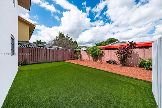 1283 W 42nd St 1, Hialeah, FL 33012