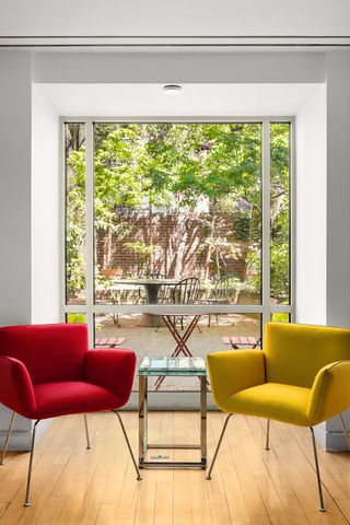 327 E 18TH Street, New York City, NY 10003