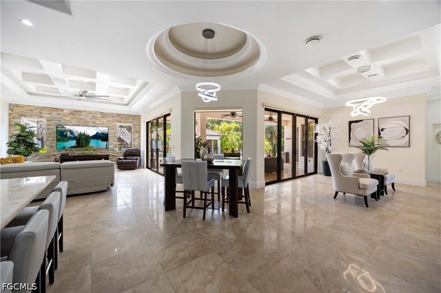 214 9th ST NW, Naples, FL 34120