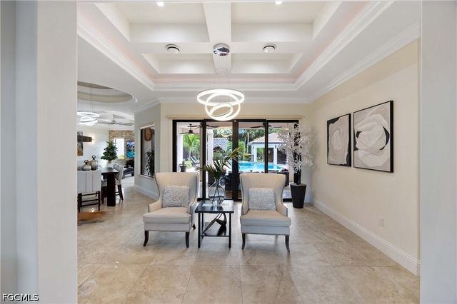 214 9th ST NW, Naples, FL 34120