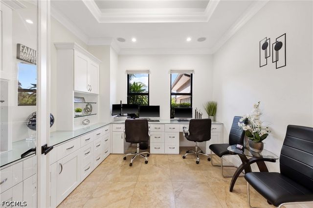 214 9th ST NW, Naples, FL 34120