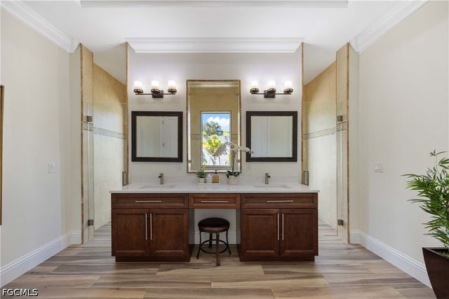 214 9th ST NW, Naples, FL 34120
