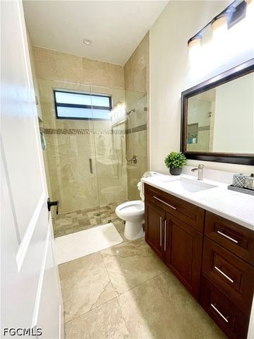 214 9th ST NW, Naples, FL 34120