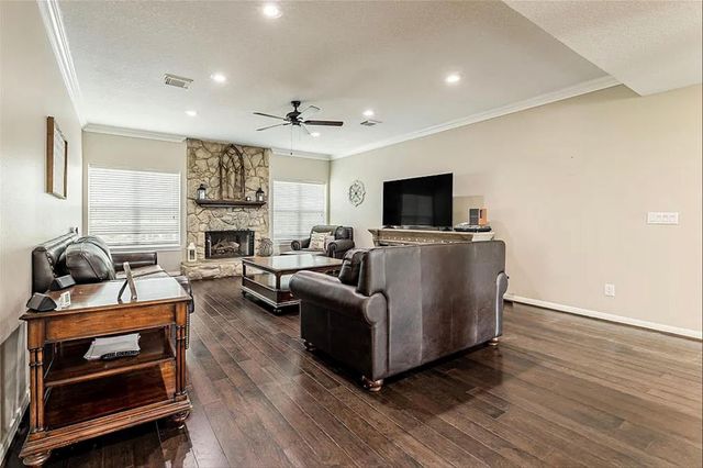 5434 Chinaberry Grove, Missouri City, TX 77459