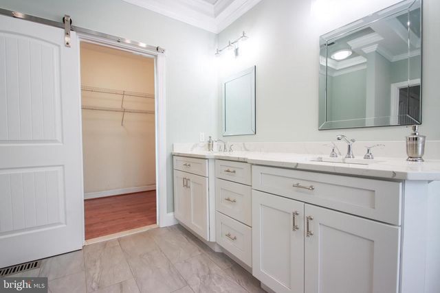 2011 HIGHLAND RIDGE DR, Phoenix, MD 21131