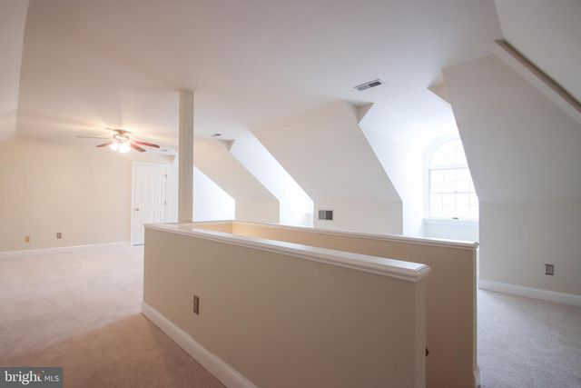 2011 HIGHLAND RIDGE DR, Phoenix, MD 21131