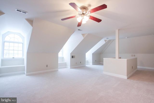 2011 HIGHLAND RIDGE DR, Phoenix, MD 21131