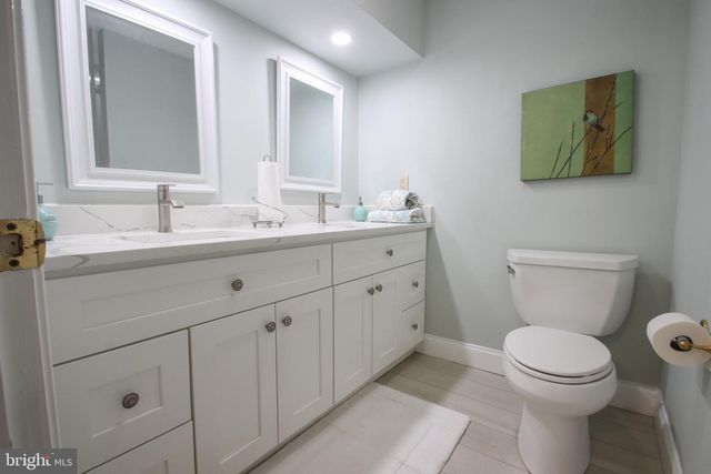 2011 HIGHLAND RIDGE DR, Phoenix, MD 21131