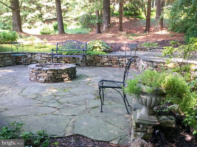 2011 HIGHLAND RIDGE DR, Phoenix, MD 21131