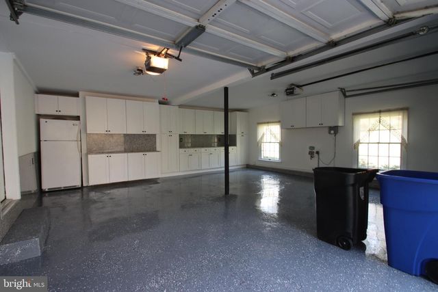 2011 HIGHLAND RIDGE DR, Phoenix, MD 21131