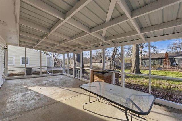 3504 E 106th Terrace, Kansas City, MO 64137