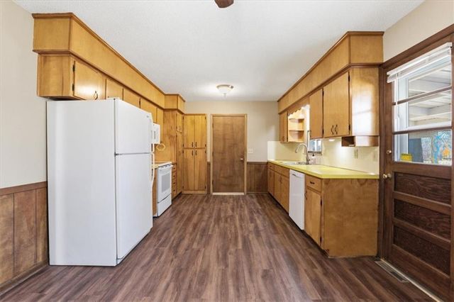 3504 E 106th Terrace, Kansas City, MO 64137